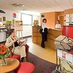 Hotel Ibis Centre Champ De Mars 3*