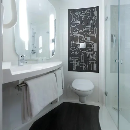 Hotel Ibis Centre Champ De Mars Rouen