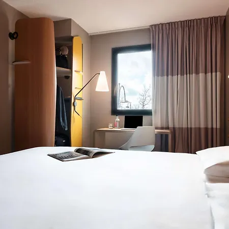 Ibis Centre Champ De Mars Hotel