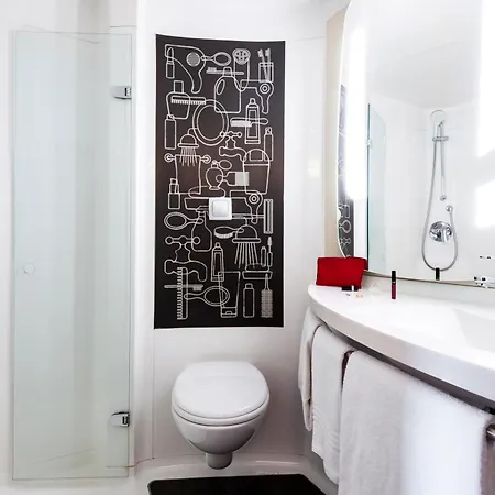 Ibis Centre Champ De Mars Hotel Ruan