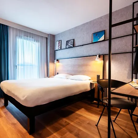 Hotel Ibis Centre Champ De Mars Rouen