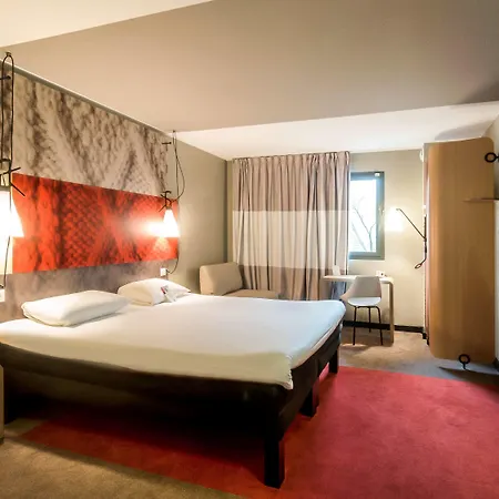 Ibis Centre Champ De Mars 3* 鲁昂