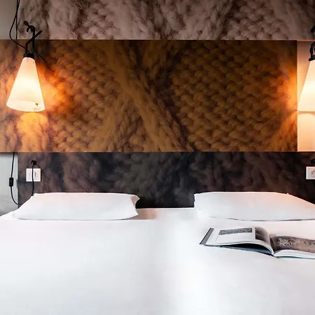 Ibis Centre Champ De Mars 3*