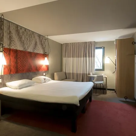 Hotel Ibis Centre Champ De Mars Rouen