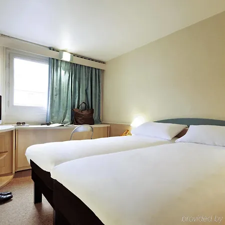 Ibis Centre Champ De Mars Hotel Rouen