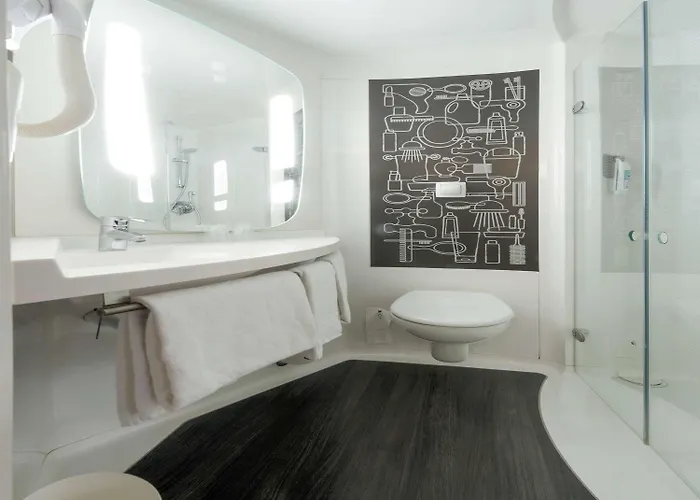 Ibis Centre Champ De Mars רואן