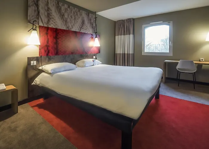 Ibis Centre Champ De Mars Hotell 3*